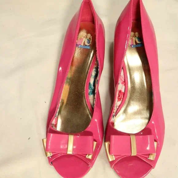LIV & MADDIE Pink Patent Leather Bow Front Peep Toe Wedges Size 6 - Picture 9 of 10